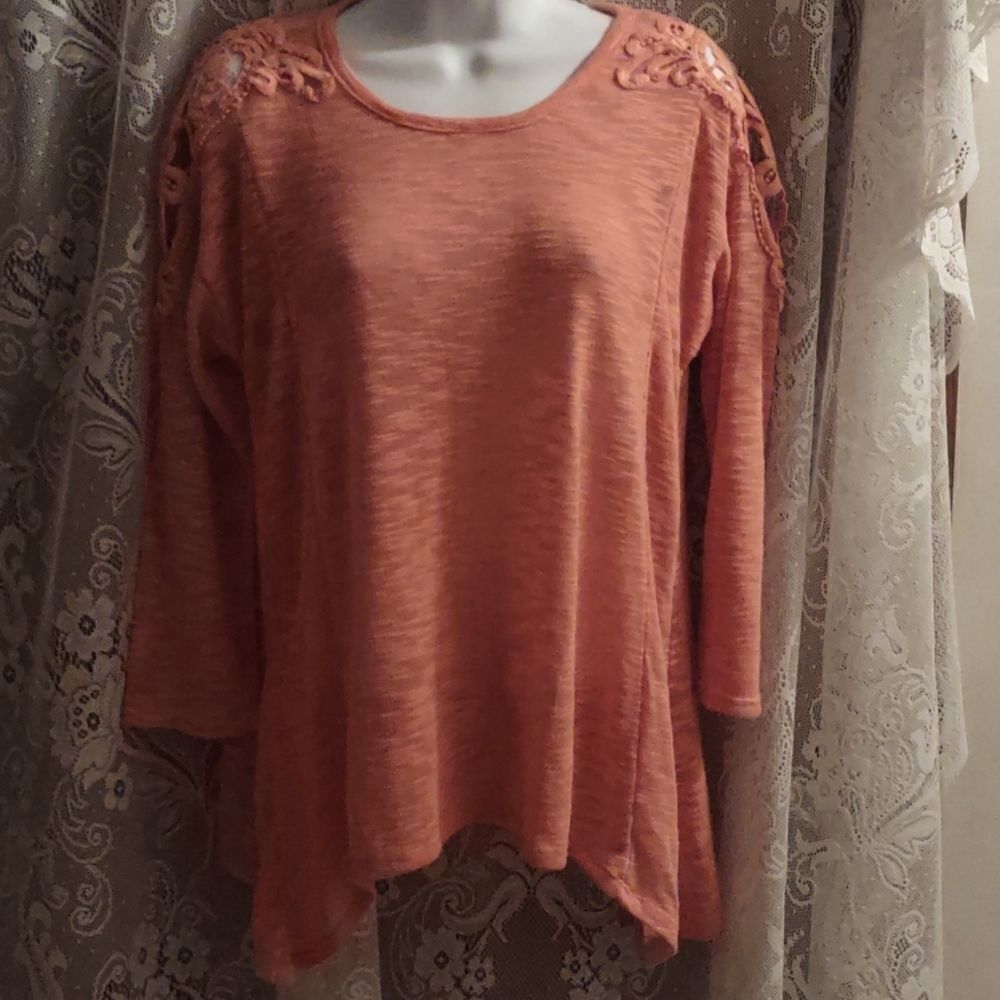 No Boundaries Peach Coral Juniors Size 7-9 Crochet Shoulder Top Tiered Bottom